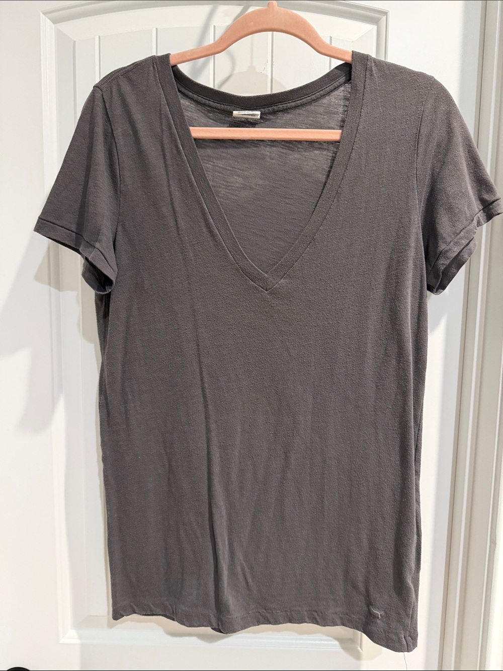 PINK Victoria's Secret Charcoal V-Neck Short Sleeve Tee